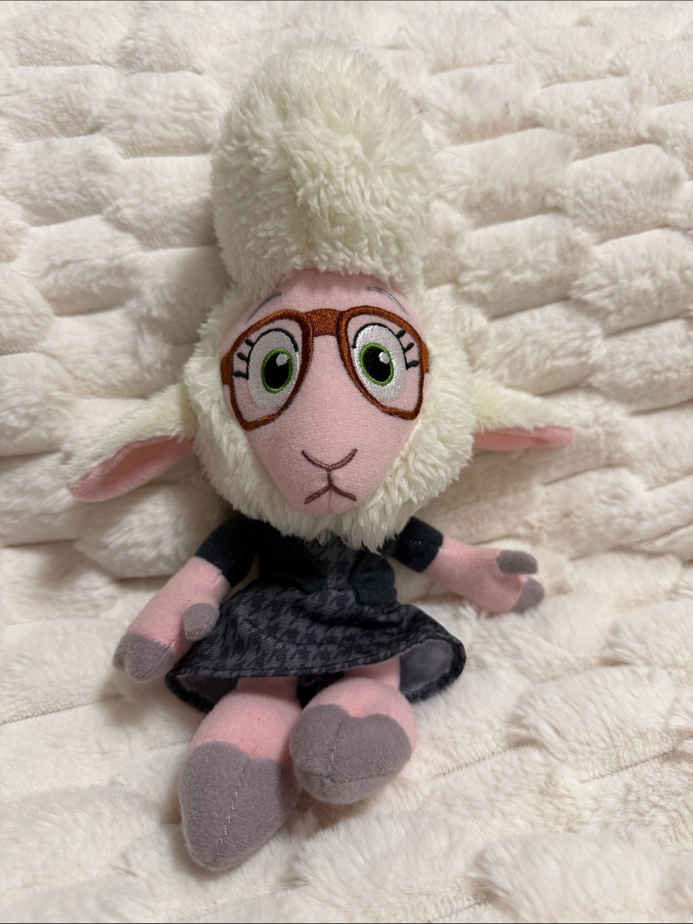 Disney Zootopia Assistant Mayor Bellwether Plush Doll by Tomy 9"